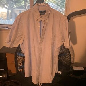 Men’s short sleeve seersucker button down. Large